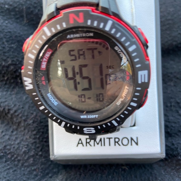 Watch - Picture 4 of 4